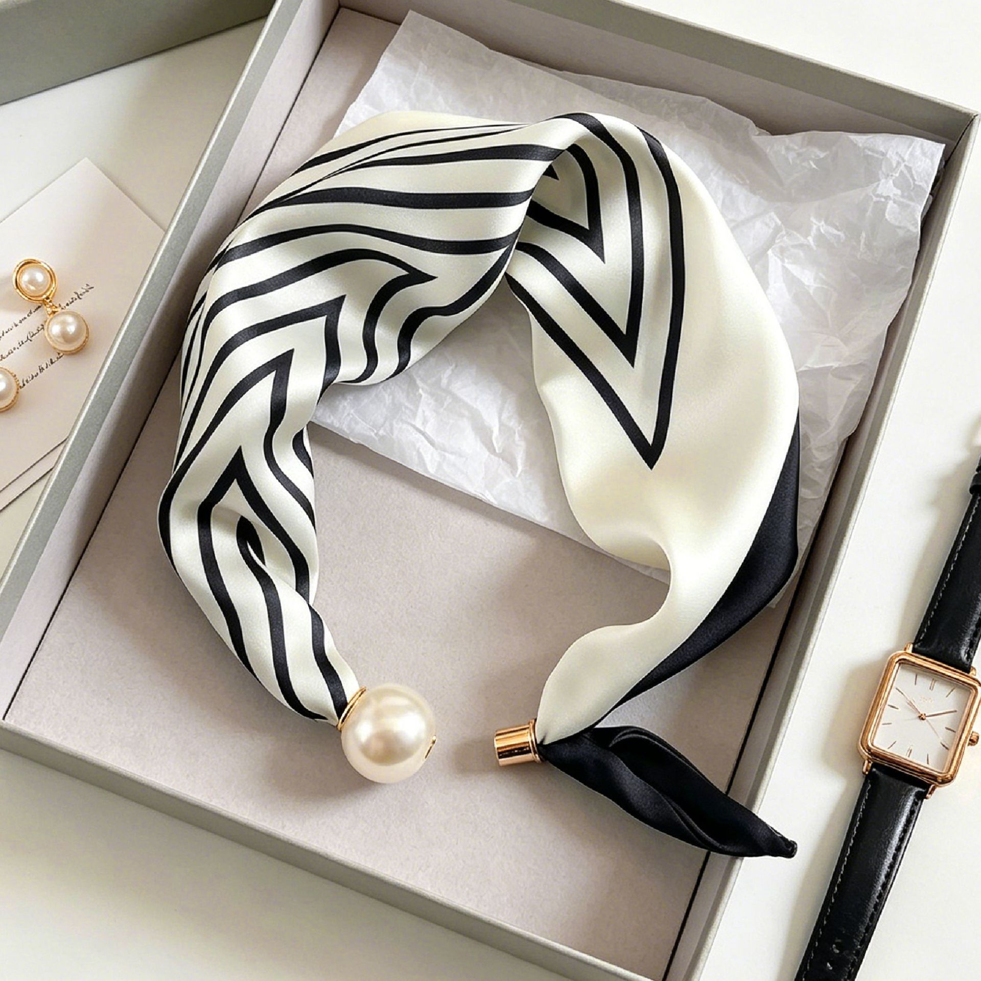 Eleganckie, szykowne szaliki z – Ascot Neck Scarf recenzja i cena